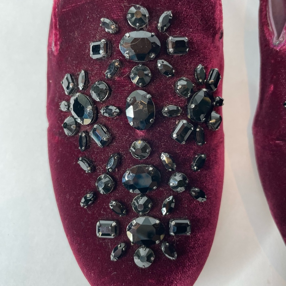 Michael Michael Kors Edie Embellished Burgandy Velvet Slides Size 7 - Picture 3 of 11